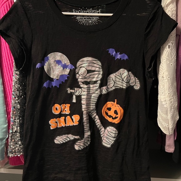 Adorable Halloween tshirt - Picture 1 of 4